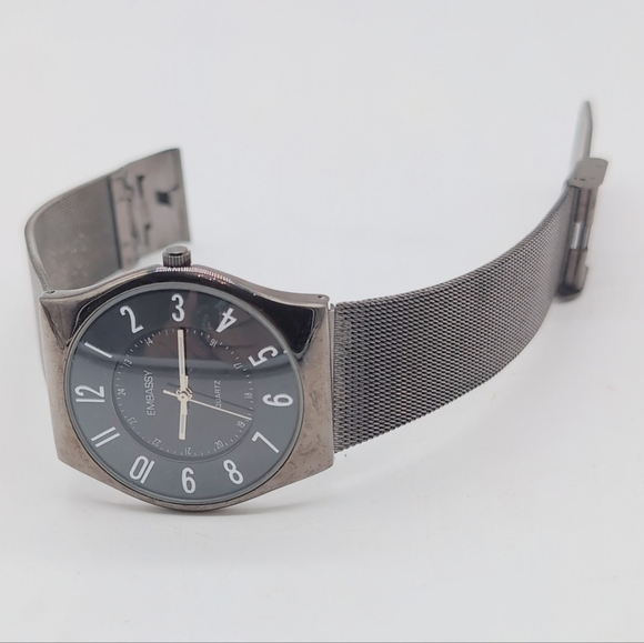 Embassy Black Big Face Mesh Strap Watch GEM9084M - Picture 2 of 4